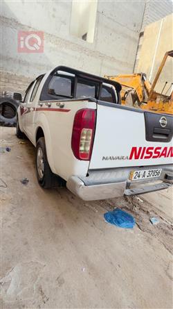 نيسان نافارا